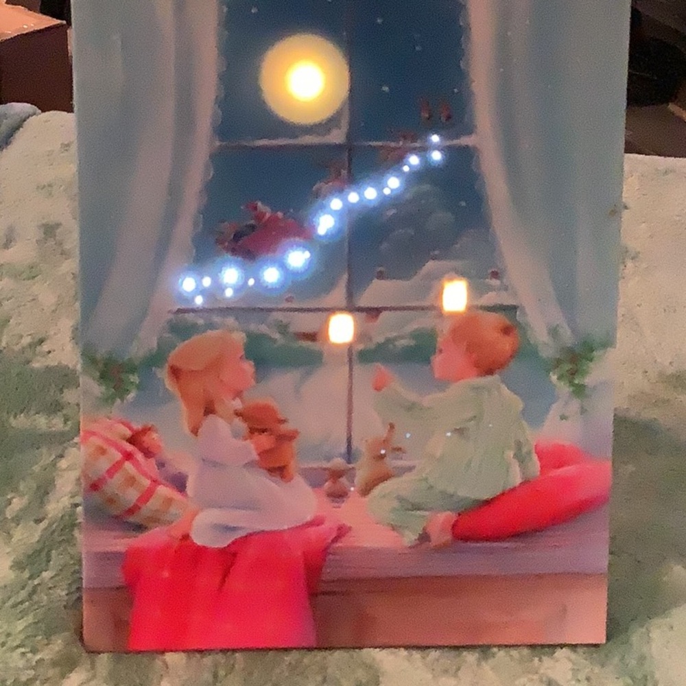 Illuminated set of 2 Christmas canvas art